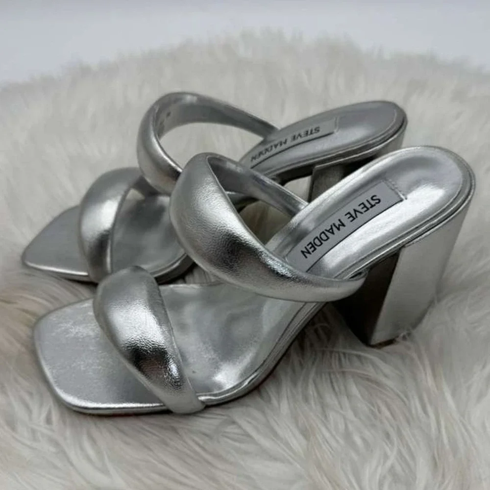 Steve Madden step into